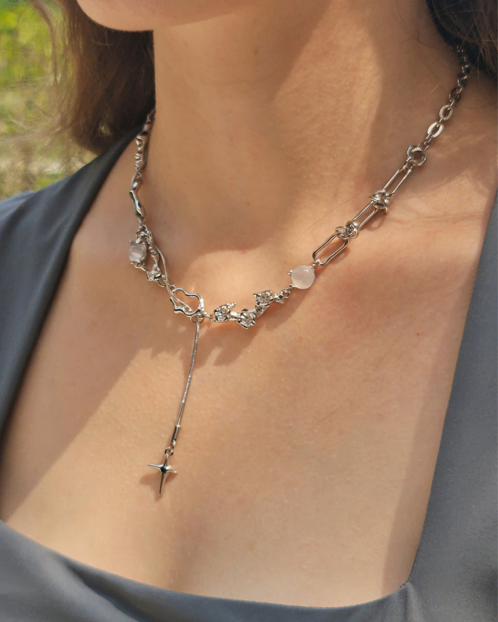 Arctic Flower Star Necklace - Nikaneko