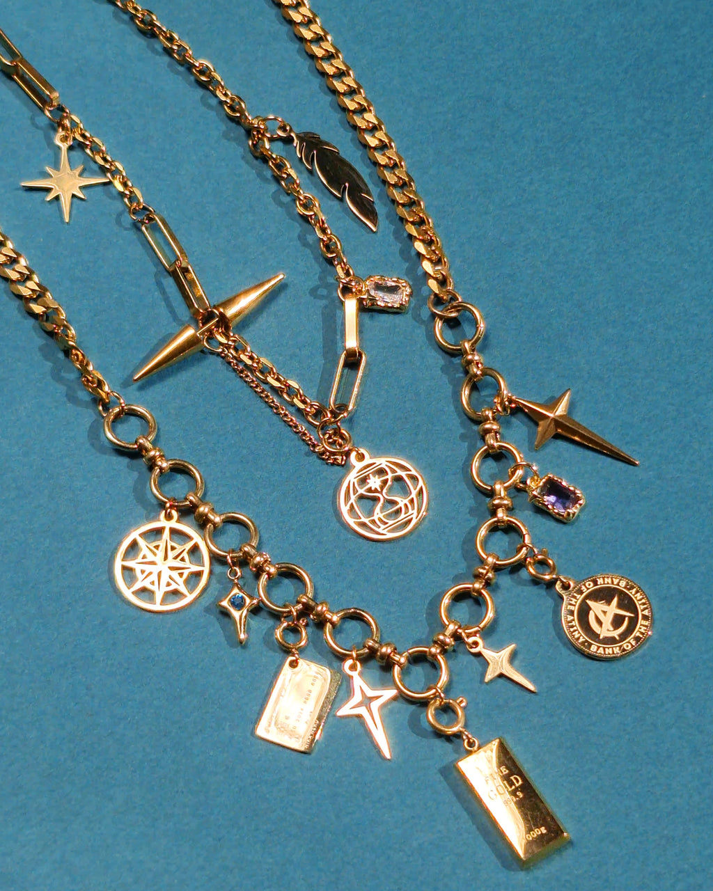 Ateez Hourglass Gold Necklace - Nikaneko