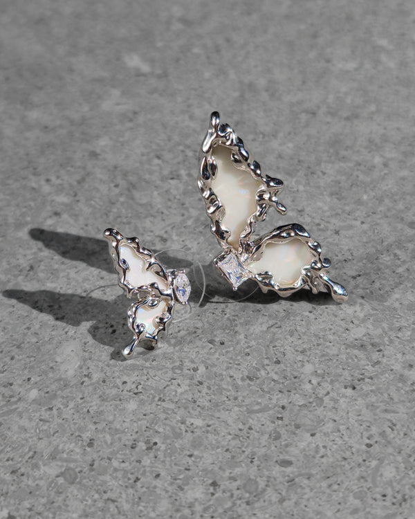 Nikaneko - Butterfly Fantasy Mismatched Earrings