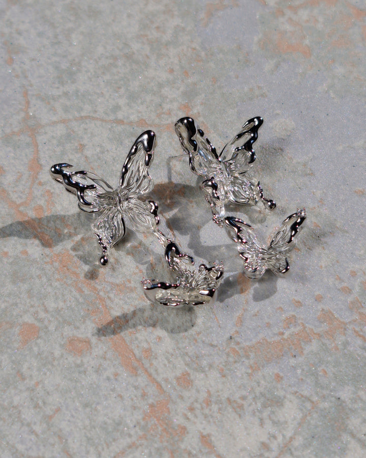 Nikaneko - Crystal Butterfly Earrings