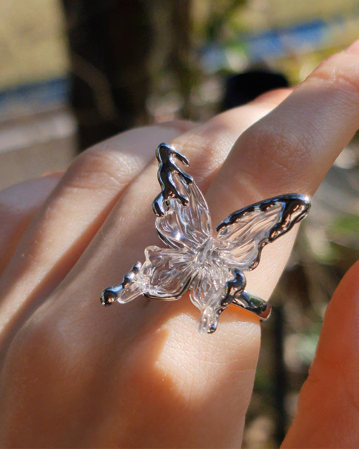 Nikaneko - Crystal Butterfly Ring