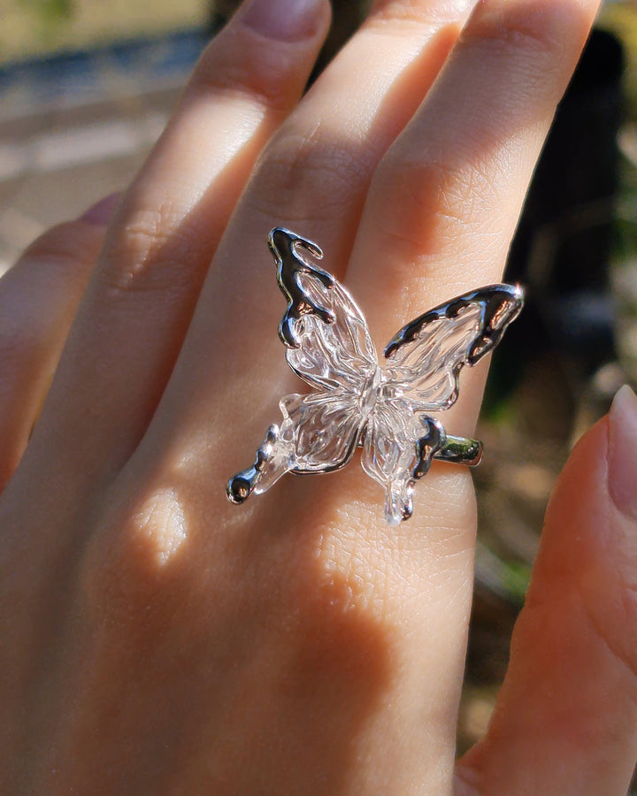 Nikaneko - Crystal Butterfly Ring