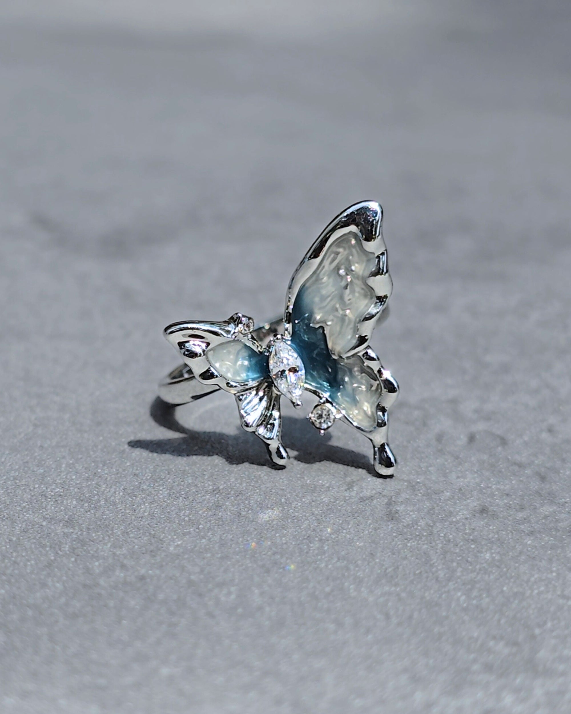 Glacier Wings Ring - Nikaneko