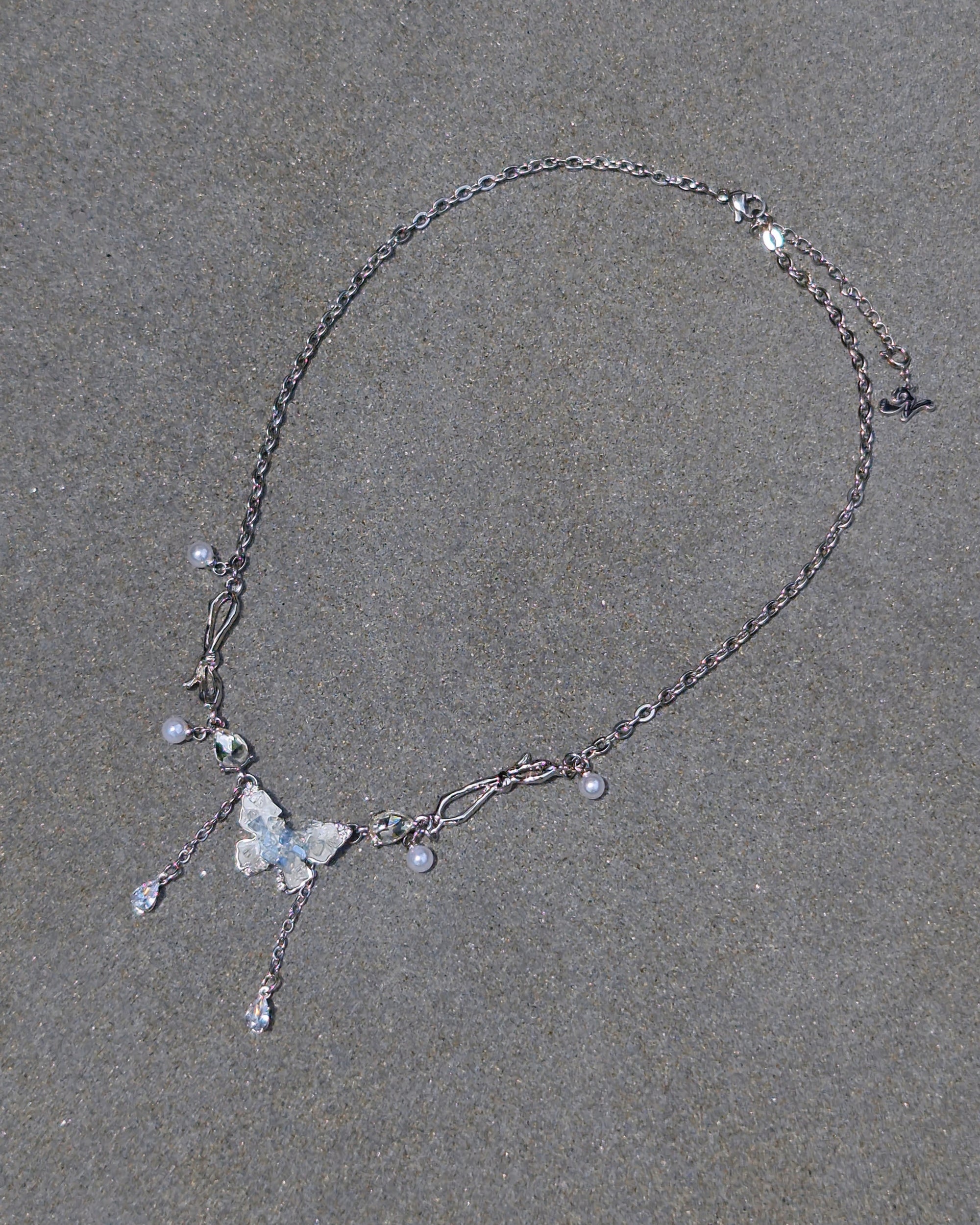 Icy Wings Necklace Set - Nikaneko