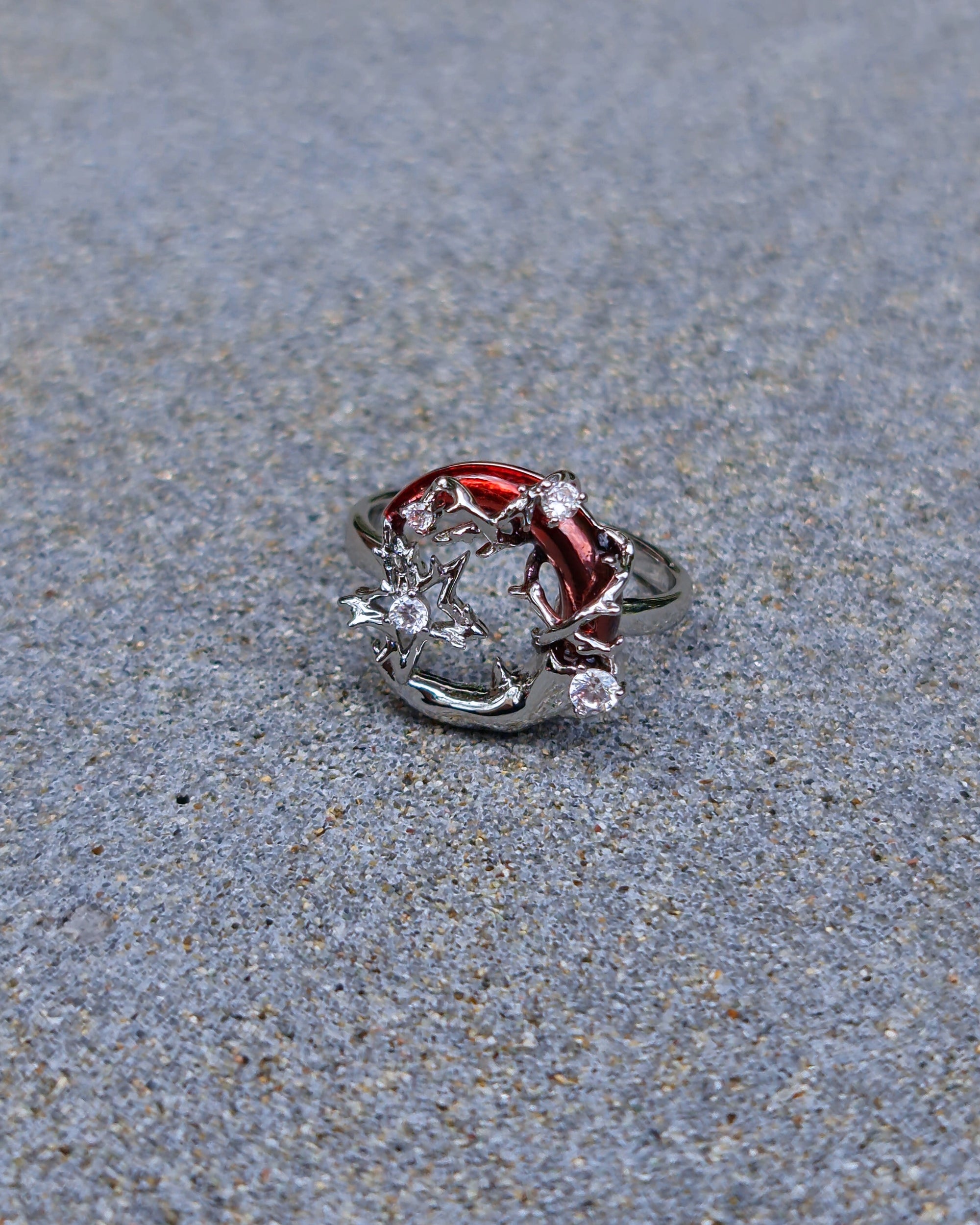 Scarlet Moon Ring - Nikaneko