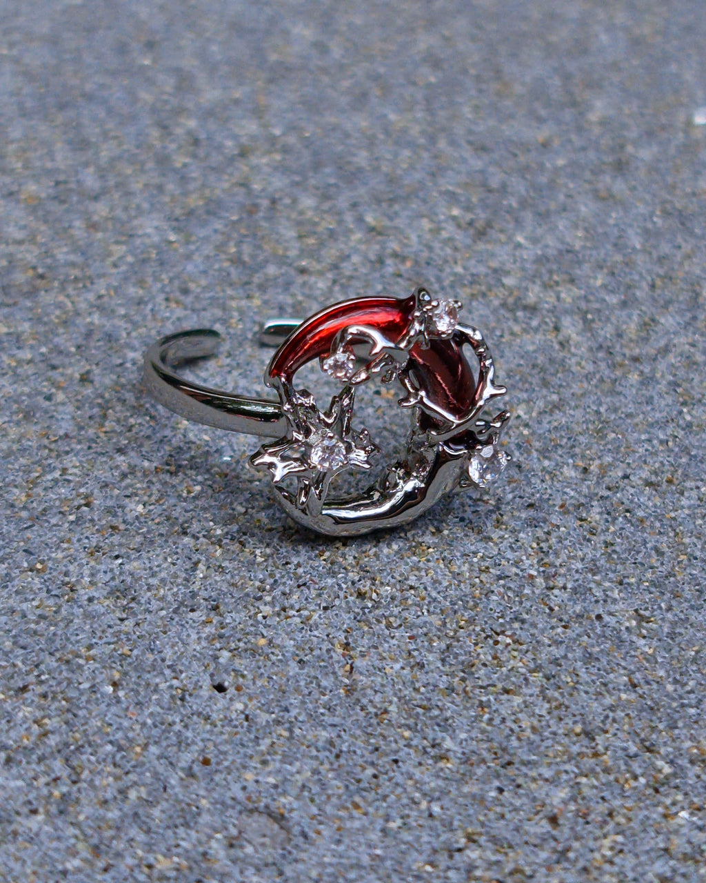 Scarlet Moon Ring - Nikaneko