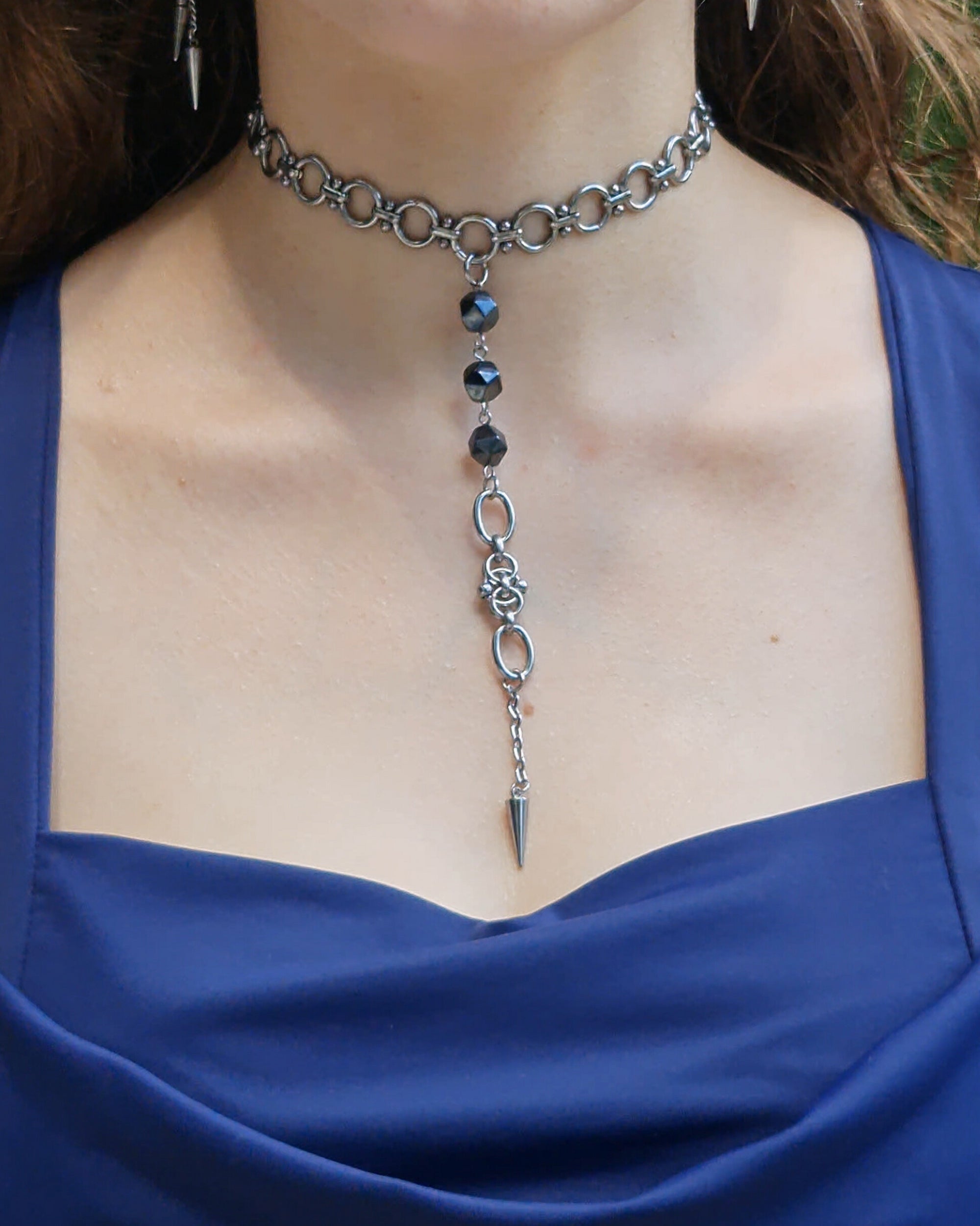 Shadow Spike Choker Necklace - Nikaneko