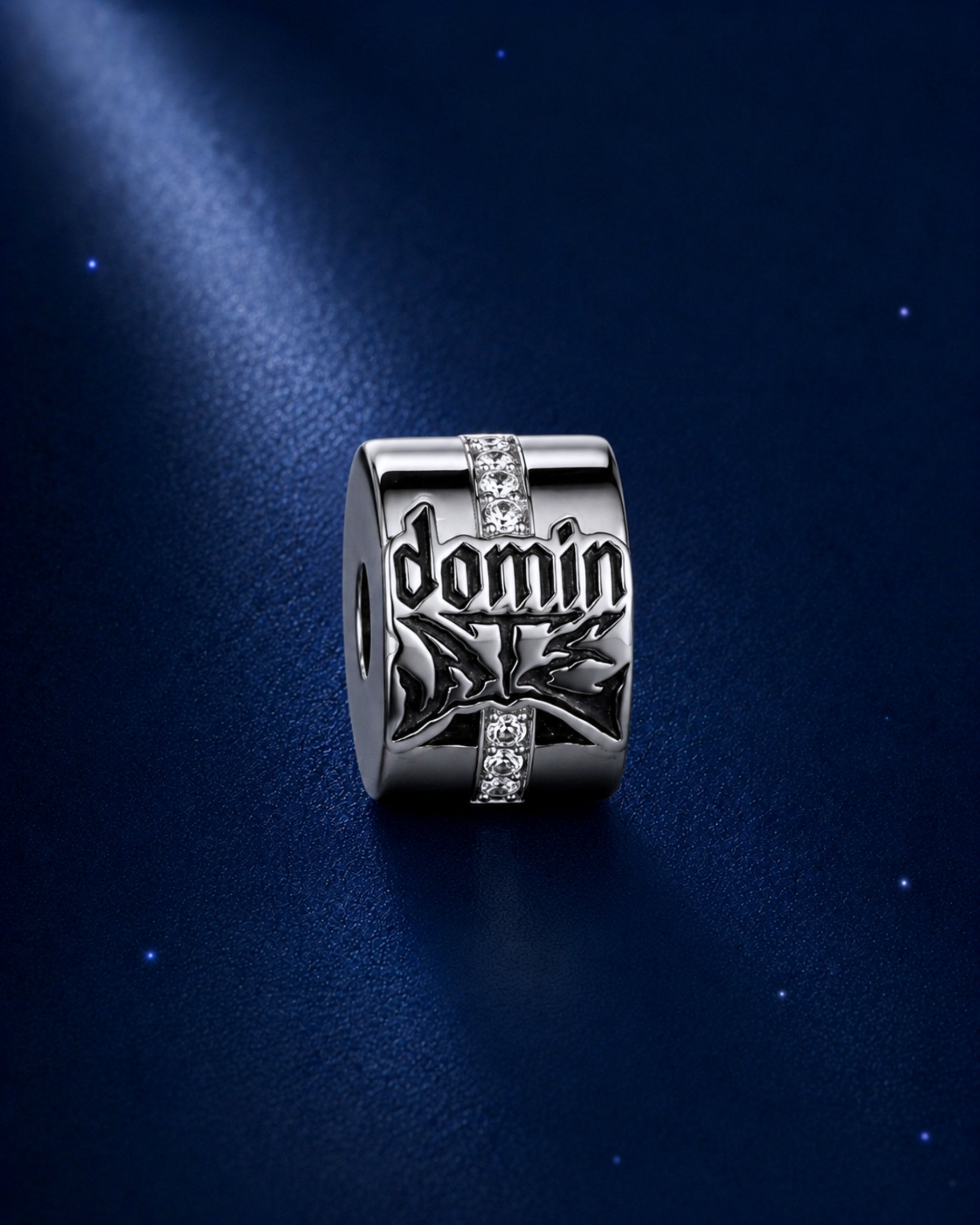 Dominate Tour Station Clasp - LOVE, DREAMS &amp; SKZ Collection