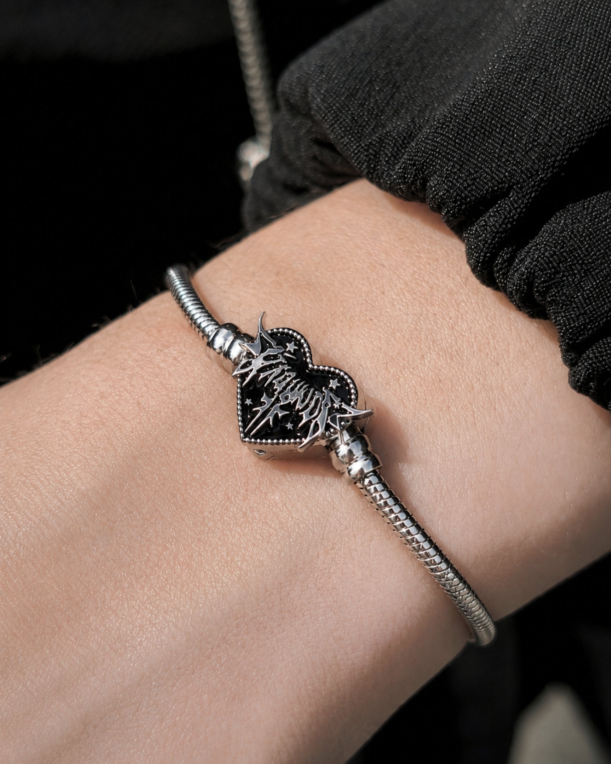Stray Kids Dominate Heart Charm Bracelet